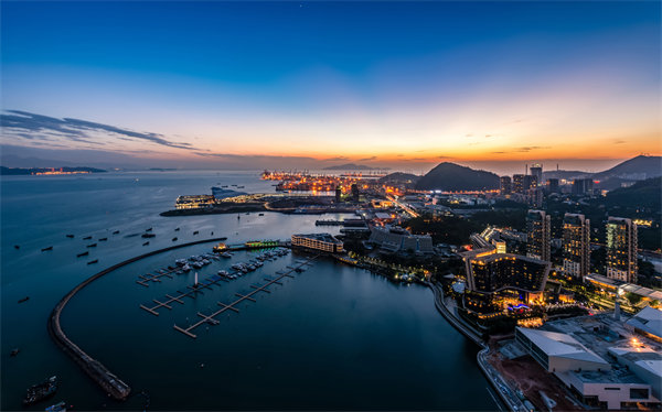 深圳管理咨詢精準(zhǔn)定位企業(yè)痛點(diǎn)，實(shí)現(xiàn)高效轉(zhuǎn)型！