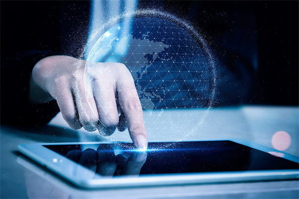 智能制造系統(tǒng)中，如何有效集成并管理多種自動化設(shè)備？