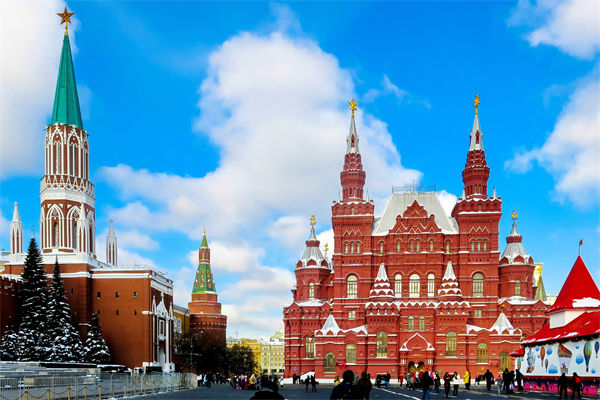 中國(guó)消費(fèi)者開(kāi)始擁抱俄貨，國(guó)內(nèi)制造業(yè)怎么應(yīng)對(duì)？