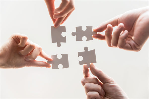 戰(zhàn)略聯(lián)盟與并購：企業(yè)擴張的利弊權(quán)衡與選擇策略？