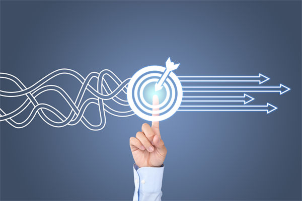 企業(yè)深陷困境，管理咨詢?nèi)绾我岳做侄未蚱瓢l(fā)展僵局？