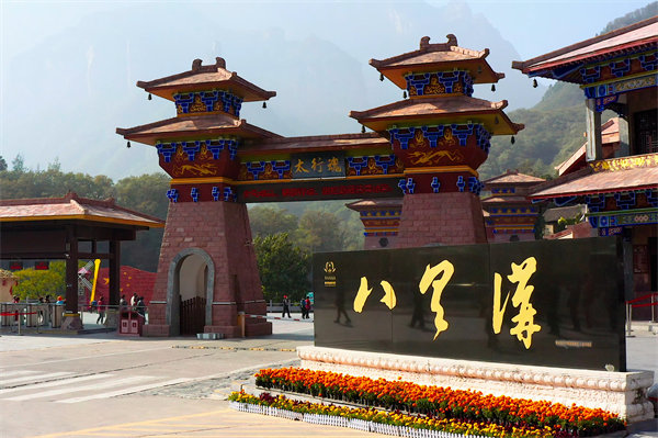 企業(yè)深陷瓶頸期，發(fā)展舉步維艱，新鄉(xiāng)戰(zhàn)略咨詢公司如何破局？