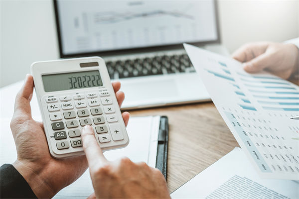 預(yù)算管理不善，會給企業(yè)帶來哪些潛在的財務(wù)風(fēng)險？