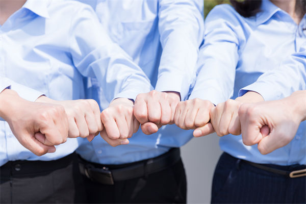 企業(yè)文化陳舊僵化，阻礙發(fā)展，如何注入新活力實現(xiàn)轉(zhuǎn)型？