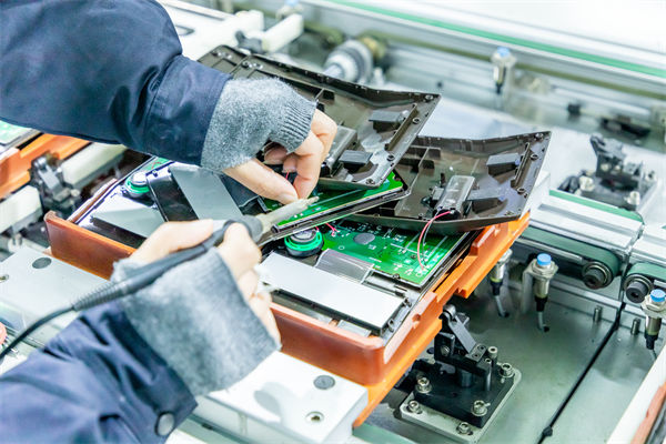 如何通過精益生產(chǎn)優(yōu)化生產(chǎn)布局，提升整體生產(chǎn)效率？