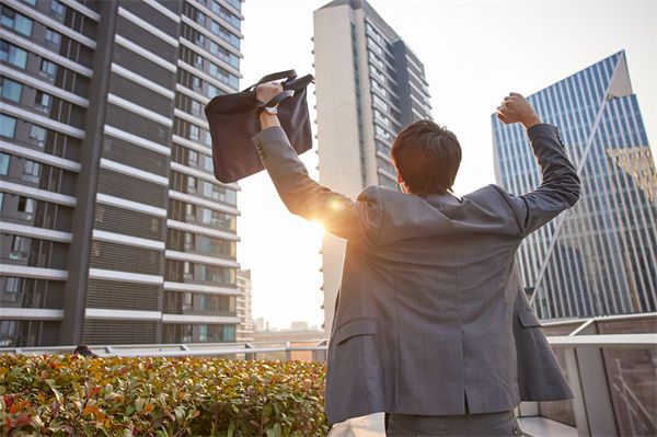 企業(yè)文化分析：為什么越來越多年輕人愛上丑娃娃？