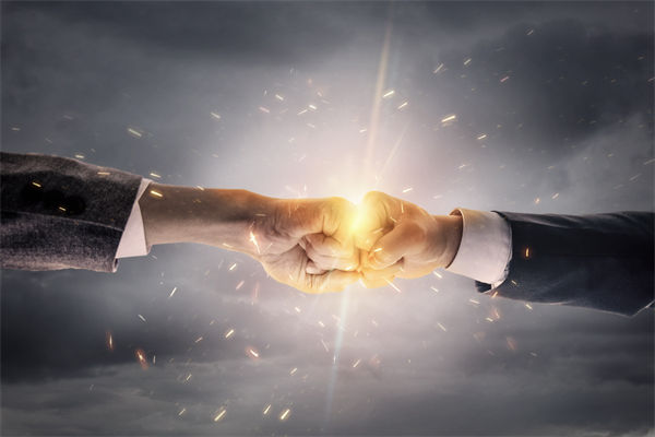 文化手冊寫滿崇高理念，基層執(zhí)行為何總唱反調(diào)？