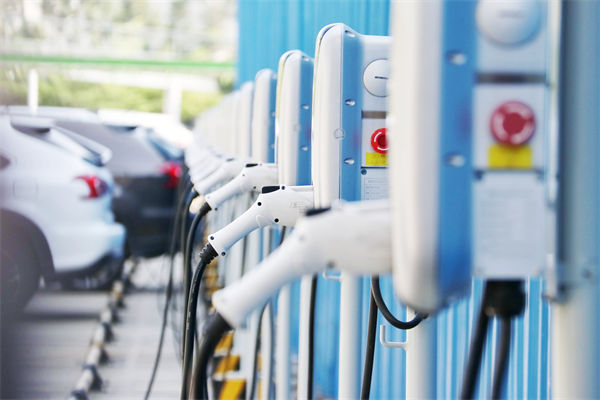 每5輛電動(dòng)汽車就有2個(gè)充電樁，精益生產(chǎn)管理怎么看？